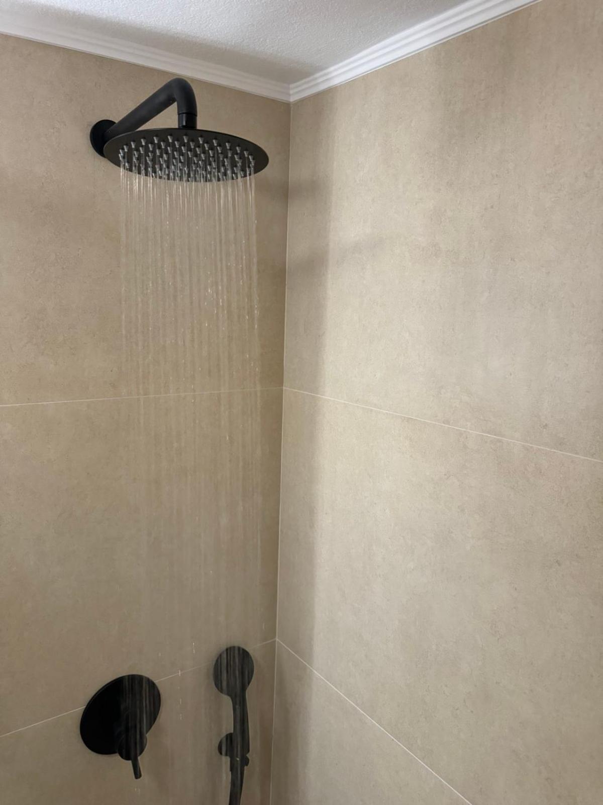 קוקינוס פירגוס Villa Aspasia With Private Jacuzzi - Oasis Resort מראה חיצוני תמונה