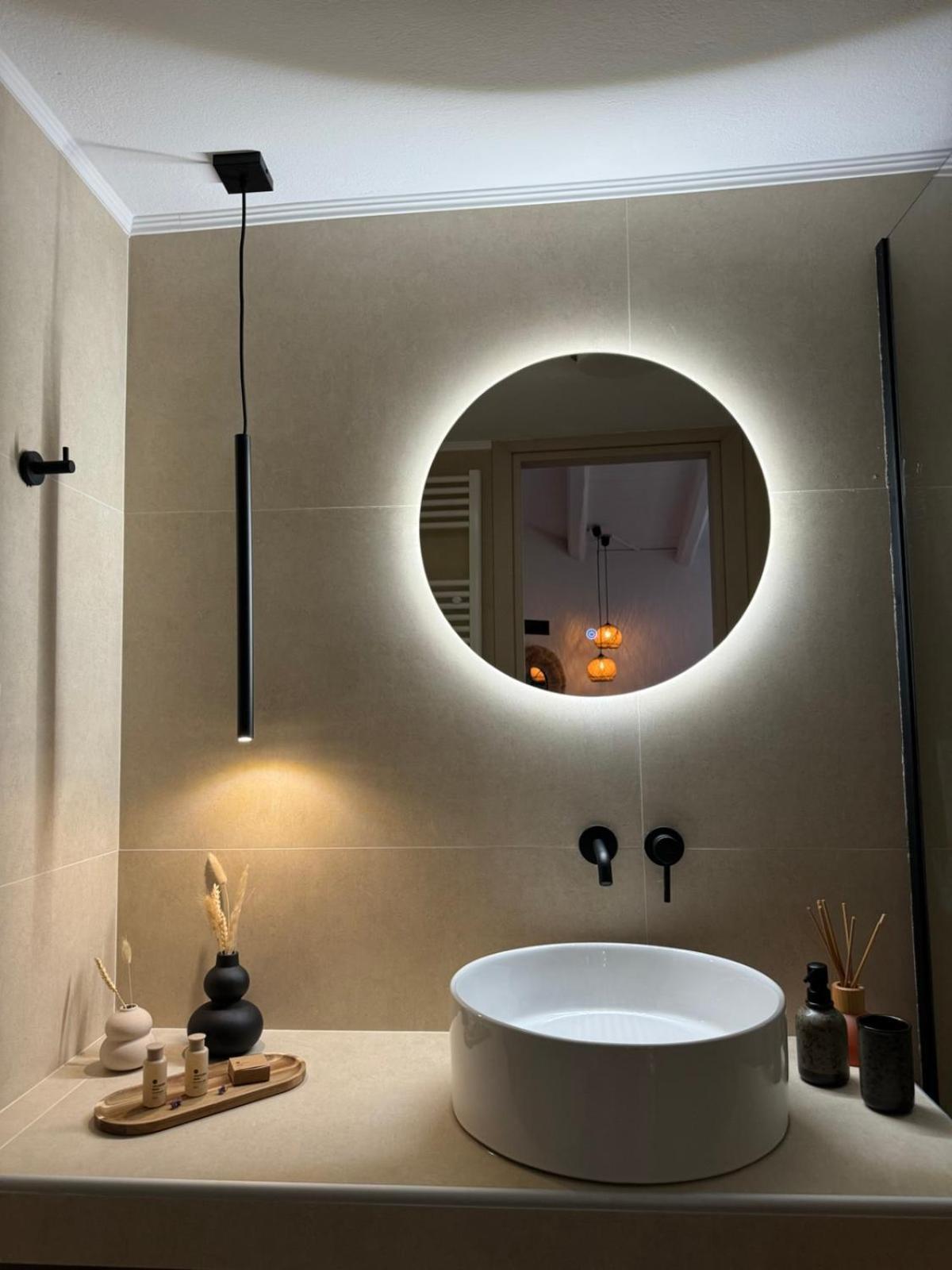 קוקינוס פירגוס Villa Aspasia With Private Jacuzzi - Oasis Resort מראה חיצוני תמונה